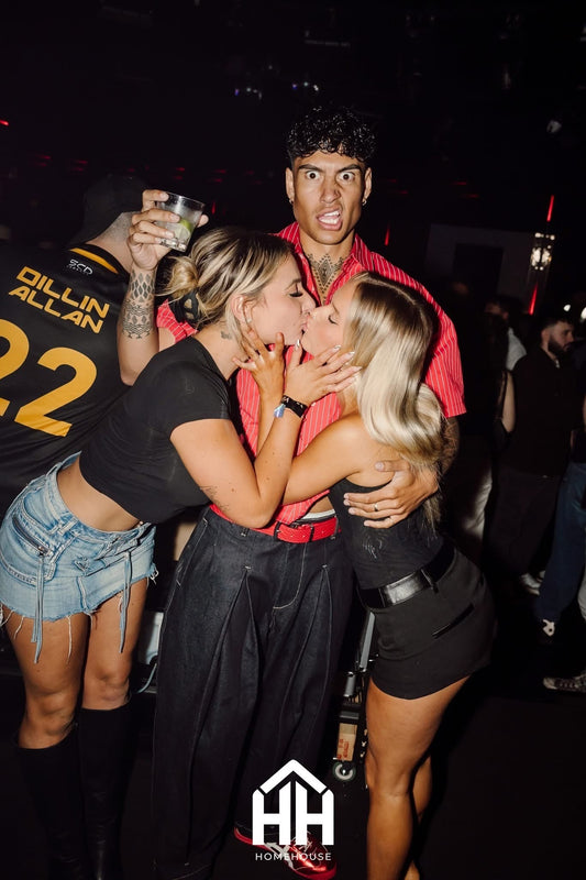 TRASHY WEEKENDZ: TORQUAY → GEELONG → SYDNEY → CHAOS